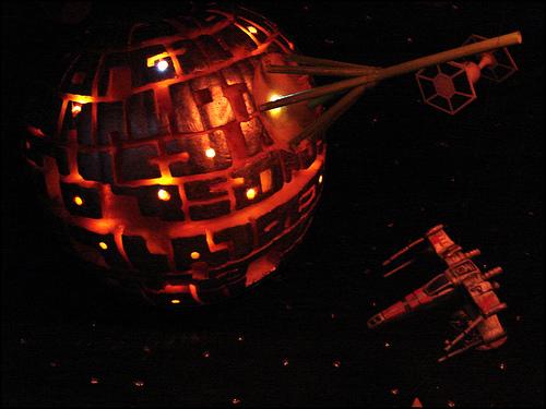 death-star-pumpkin-carving-art.jpg