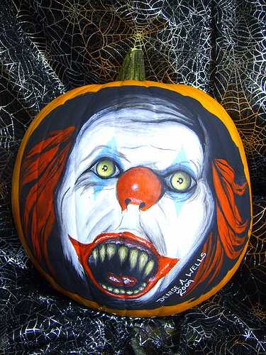 pennywise clown pumpkin