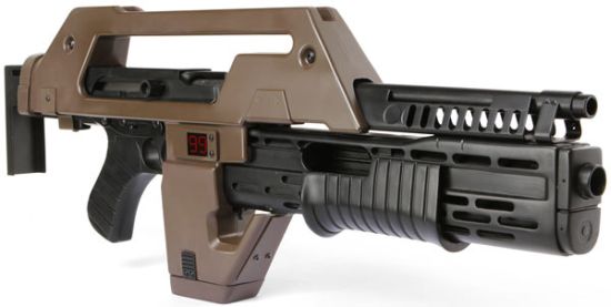 best gadgets of 2010 aliens pulse rifle pistol