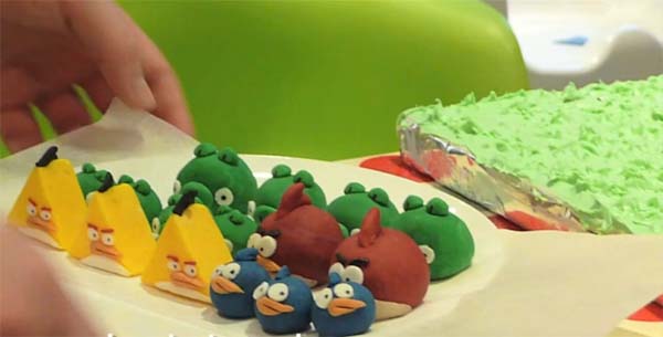 Angry Birds and Pigs Decoration