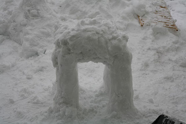 Imperial AT-AT Snow Sculpture Legs