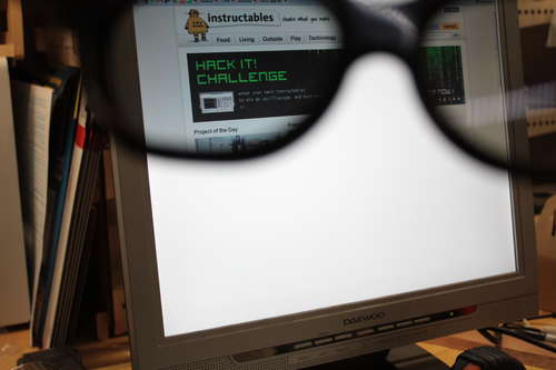 LCD privacy hack with 3D glasses