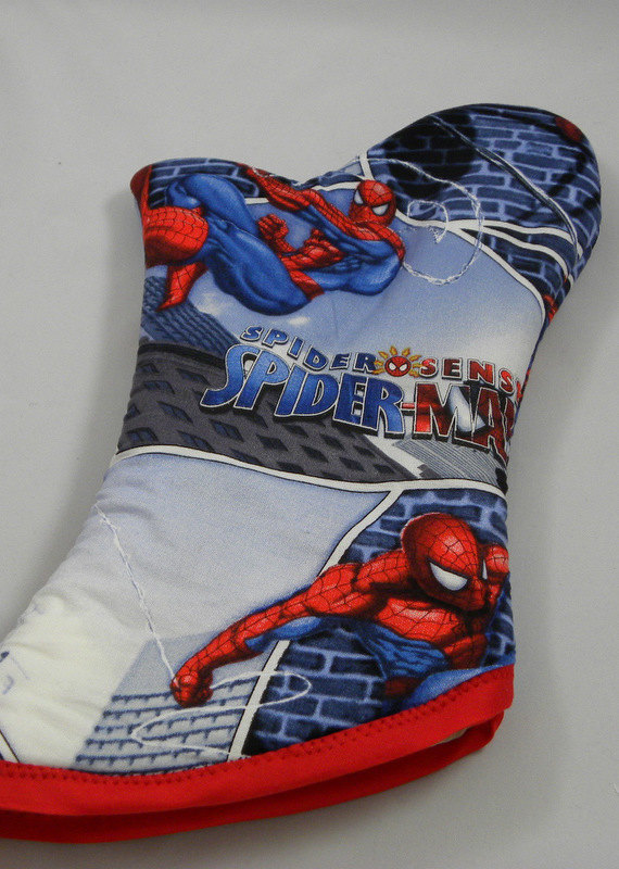 Spider-Man oven mitt