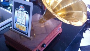 iphonograph_ipad_gramophone