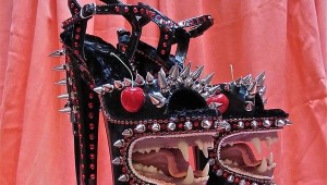 shoes cake with teeth 1