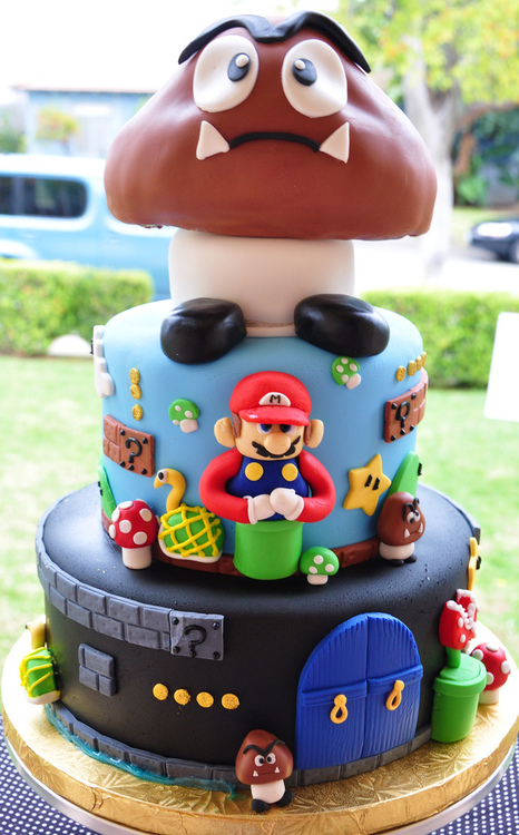Super Mario Bros Cake 1