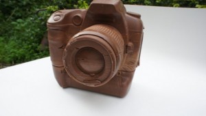 solid-chocolate-camera-1