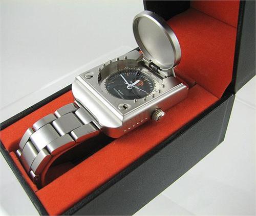 Dreamcast wristwatch image 2