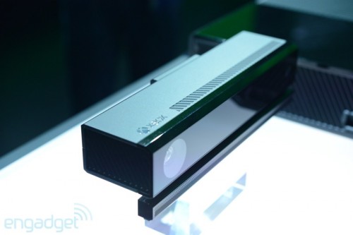 Xbox One Kinect by Engadget image