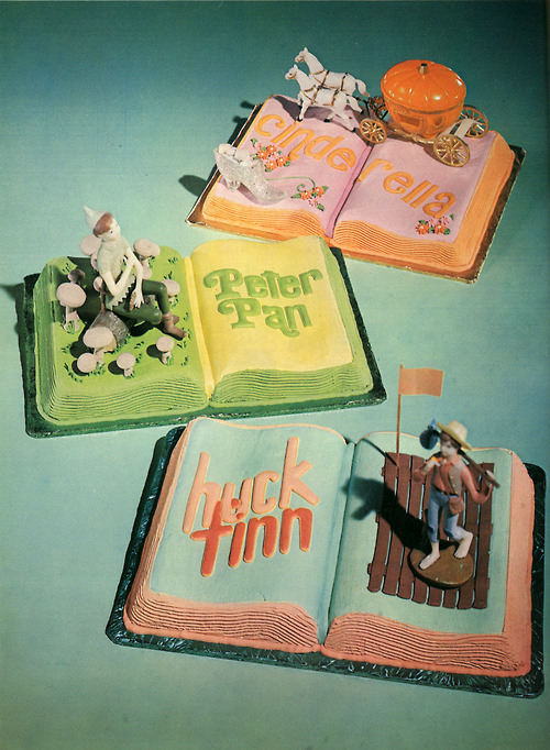 Vintage Book Cakes