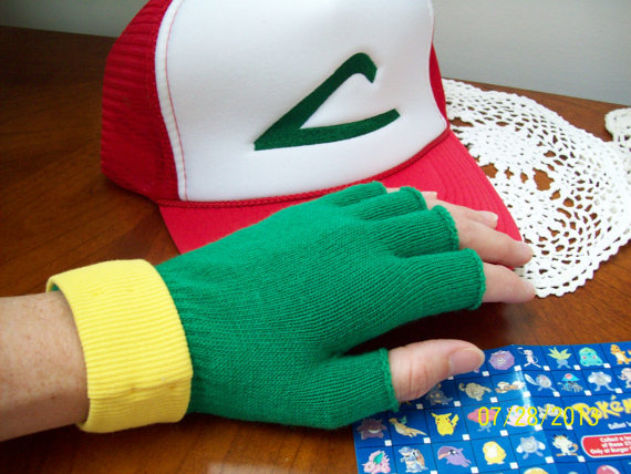 Ash Ketchum gloves and hat