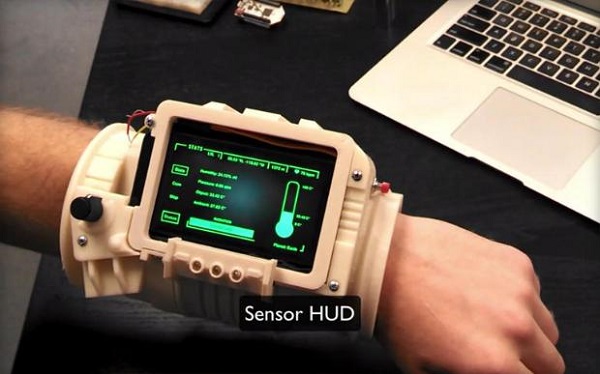 Pip-3000 HUD Display for Astronauts