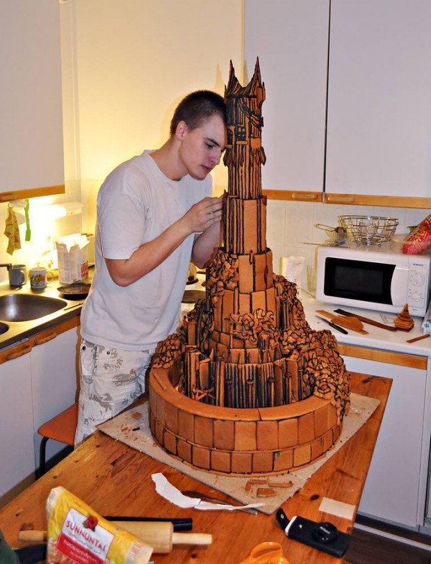 lord-of-the-rings-barad-dur-gingerbread-2