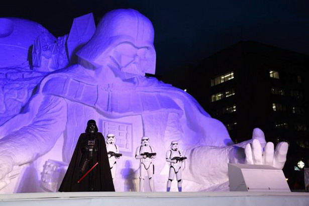 Star Wars Snow Sculpture 5