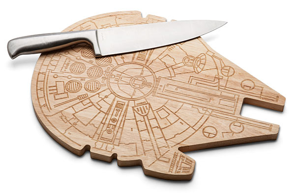 gift idea for geeks Star Wars Millennium Falcon Wooden Cutting Board