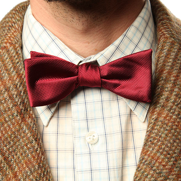 gift ideas for geeks under 30 bucks Doctor Who 11th Doctor's Bow Tie