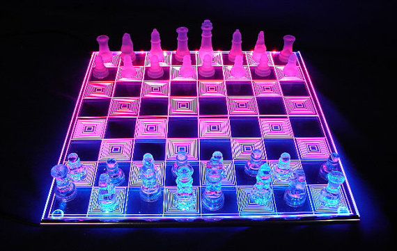 cool PHOTON CHESS - LED Glowing Chessboard