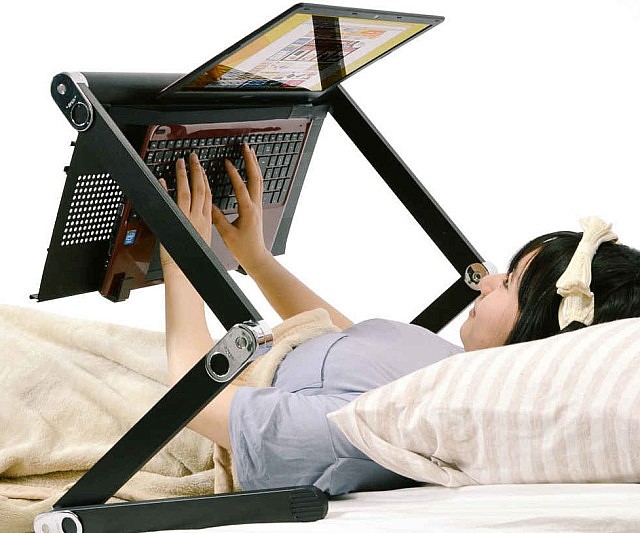 sleeping-desk-station-gadgets for lazy people