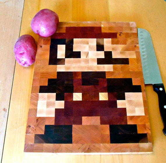 8-bit-mario-cutting-board