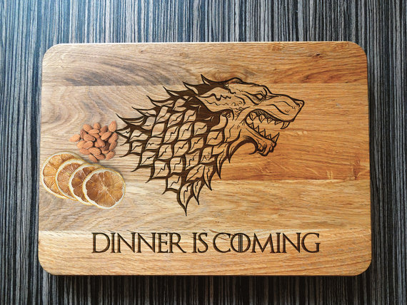 best-geek-and-creative-game-of-thrones-cutting-board