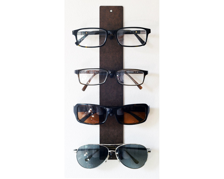 30-clever-products-to-organize-your-life-eyewear-display