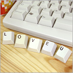 qwerty-magnets-for-romantic-geeks-2
