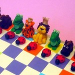 animal chessboard cake design
