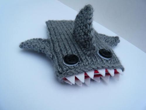 shark iphone pouch