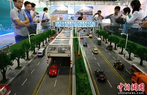 chinese bus concept cars under straddling bus image