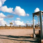 Bizarre_and_Creative_Phone_Booths_20