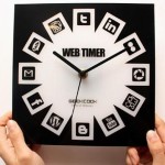 Social Media Clock