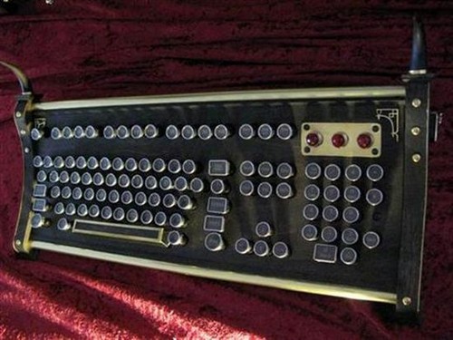 Steampunk_Keyboard_Mods_1