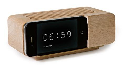 fathers day gift ideas wooden iphone dock 2011