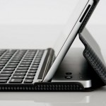 ZAGGfolio-All-in-one-iPad-2-Keyboard-Case-side