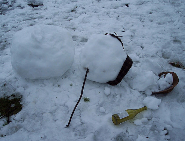 Drunk snowman 1