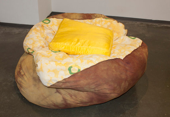 baked-potato-chair