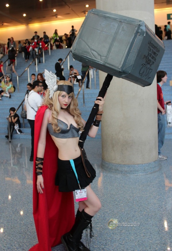Lady-Thor-Cosplay