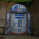 R2-d2 street art 1