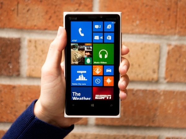 Nokia Lumia 920 image 1