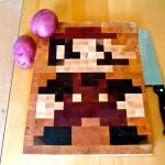 8-bit-mario-cutting-board