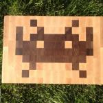 best-funny-geeky-cutting-board-space-invaders-tm-cutting-board