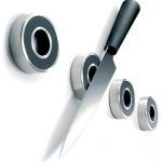 10-clever-kitchen-gifts-eva-solo-wall-mount-knife-magnets