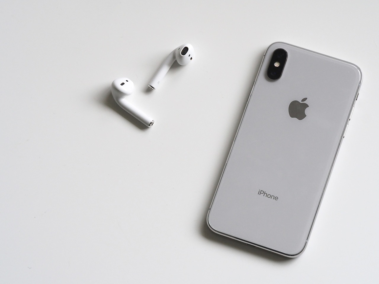 Apple’s Leaked iOS 14 Build Reveals New Over-ear Headphones