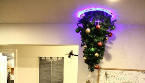 Portal Christmas Tree: Two Dimensions, One Tremendous Tree